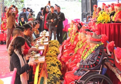 Tỉnh Lạng Sơn: Mừng thọ 350 người cao tuổi