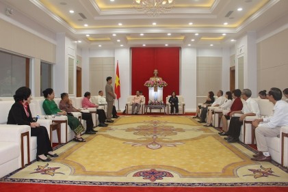 Đoàn Hội NCT Cộng hòa Dân chủ Nhân dân Lào thăm, làm việc tại tỉnh Quảng Ninh