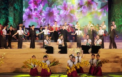 Điện Biên: Khai mạc Lễ hội Hoa Ban 2015 - Đêm rực rỡ sắc màu văn hóa 