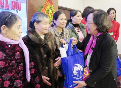 Chủ tịch Hội NCT Việt Nam Phạm Thị Hải Chuyền gặp mặt tri ân đại biểu người có công với cách mạng: Tạo mọi điều kiện để gia đình người có công được hưởng cuộc sống tốt hơn