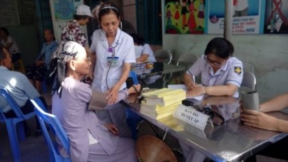 Gần 300 NCT phường Thanh Khê Đông, quận Thanh Khê, TP Đà Nẵng được khám, tư vấn sức khỏe