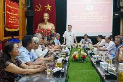  Đoàn đại biểu Hội NCT huyện Tiên Yên, tỉnh Quảng Ninh thăm và làm việc với Trung ương Hội NCT Việt Nam