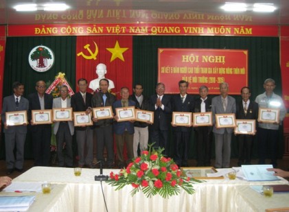 Hội NCT Tỉnh Lâm Đồng Tổ chức hội nghị sơ kết 5 năm Người cao tuổi tham gia xây dựng Nông thôn mới, Bảo vệ môi trường (2010 - 2015) 