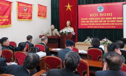 Hội NCT Thành phố Hà Nội: Sơ kết xây dựng CLB Liên thế hệ tự giúp nhau