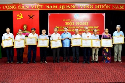 Hội NCT tỉnh Quảng Bình: Tổng kết phong trào thi đua yêu nước Tuổi cao - Gương sáng và biểu dương cán bộ Hội NCT tiêu biểu giai đoạn 2015-2020