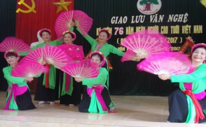 Hội NCT huyện Cát Hải, TP Hải Phòng: Tổ chức nhiều hoạt động ý nghĩa nhân Ngày Truyền thống NCT Việt Nam năm 2017