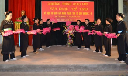 Phong trào văn nghệ thể thao ở một câu lạc NCT ở tỉnh Tuyên Quang