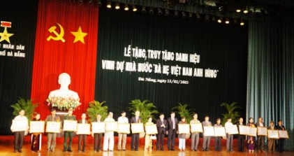 Đà Nẵng: Trao tặng, truy tặng danh hiệu Bà mẹ Việt Nam anh hùng 