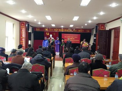 Ra mắt tập thơ Hoàng Mai thơ