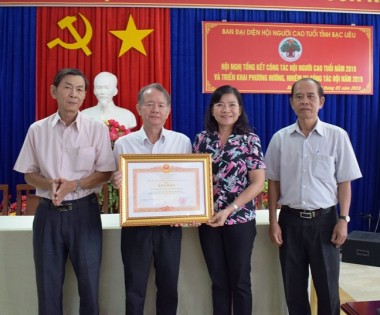Hội NCT tỉnh Bạc Liêu: Tổng kết công tác năm 2018 và đón nhận Bằng khen của Thủ tướng Chính phủ