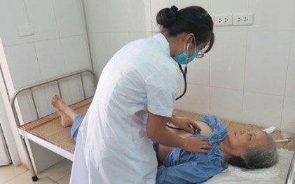 Hà Nội quan tâm chăm sóc sức khỏe người cao tuổi