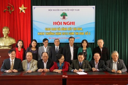 Cụm thi đua số 2 Hội NCT Việt Nam: Tổ chức Hội nghị giao ban và bình xét thi đua, khen thưởng năm 2019