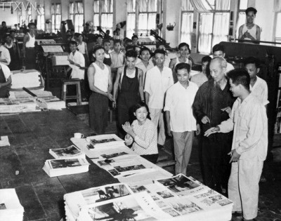 Kinh nghiệm viết báo của Chủ tịch Hồ Chí Minh: Không sợ khó, có quyết tâm* 