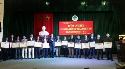 Hội NCT tỉnh Hưng Yên: Tổ chức Hội nghị biểu dương NCT làm kinh tế giỏi giai đoạn 2012 – 2017