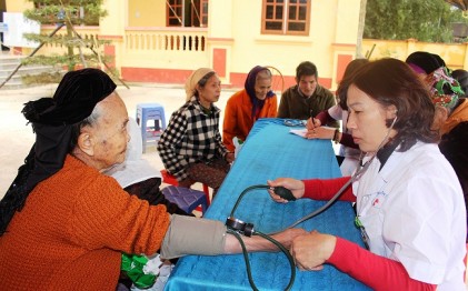 Các địa phương chăm sóc và phát huy vai trò người cao tuổi