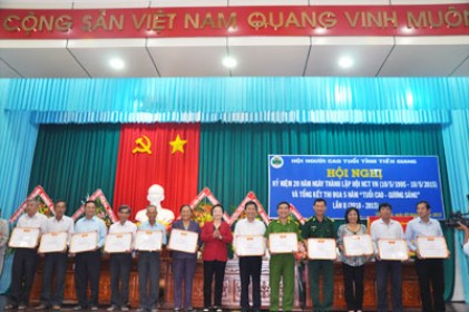 Tỉnh Tiền Giang: <P> Nhiều kết quả thực hiện phong trào “Tuổi cao - Gương sáng”