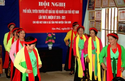 Xã Tân Phú, huyện Tân Sơn, tỉnh Phú Thọ: Niềm vui của hội viên người cao tuổi Chi hội 8 