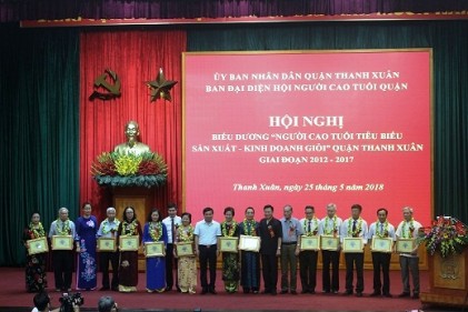 Quận Thanh Xuân, TP Hà Nội tổ chức Hội nghị biểu dương NCT tiêu biểu sản xuất, kinh doanh giỏi giai đoạn 2012 – 2017