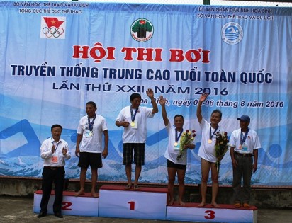 Khai mạc Hội thi bơi truyền thống trung cao tuổi toàn quốc lần thứ XXII - năm 2016 tại tỉnh Hòa Bình