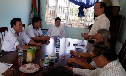 Đoàn công tác Ban Đại diện Hội NCT tỉnh Quảng Ngãi đi thăm và làm việc với Hội NCT xã An Bình, một xã tiền tiêu của huyện Đảo Lý Sơn tỉnh Quảng Ngãi