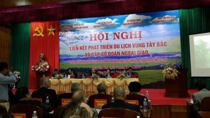 Hội nghị liên kết phát triển du lịch vùng Tây Bắc và gặp gỡ Ngoại giao Đoàn 