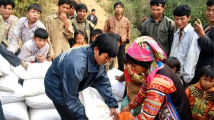 Lào Cai cấp phát 162 tấn gạo được Chính phủ hỗ trợ cứu đói cho người dân trước Tết Nguyên đán