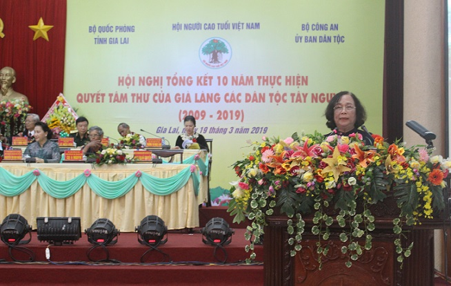 Đồng chí Phạm Thị Hải Chuyền, Chủ tịch Hội NCT Việt Nam phát biểu khai mạc hội nghị